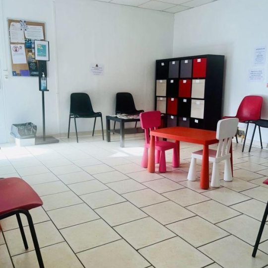 Annonces LOCATION GARD : Local / Bureau | BAGNOLS-SUR-CEZE (30200) | 209.00m2 | 289 000 € 