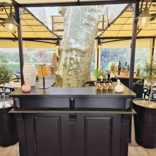  Annonces LOCATION GARD : Commerces | GOUDARGUES (30630) | 0 m2 | 175 000 &euro; 