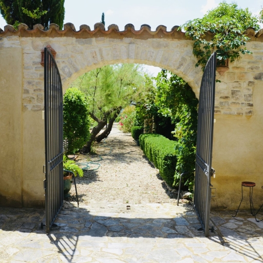  Annonces LOCATION GARD : Domaines / Propriétés | GOUDARGUES (30630) | 131 m2 | 650 000 &euro; 