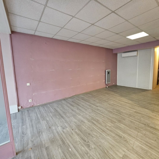 Annonces LOCATION GARD : Local / Bureau | BAGNOLS-SUR-CEZE (30200) | 51 m2 | 75 000 &euro; 