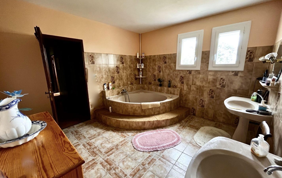 Annonces LOCATION GARD : Maison / Villa | SAINT-PAULET-DE-CAISSON (30130) | 180 m2 | 359 000 &euro; 