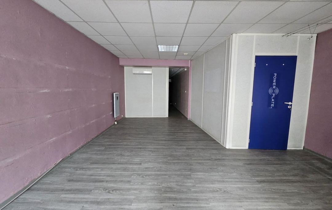 Annonces LOCATION GARD : Local / Bureau | BAGNOLS-SUR-CEZE (30200) | 51 m2 | 75 000 &euro; 