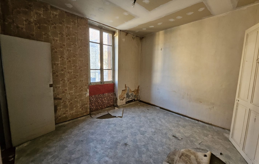 Annonces LOCATION GARD : Immeuble | BAGNOLS-SUR-CEZE (30200) | 135 m2 | 149 900 &euro; 