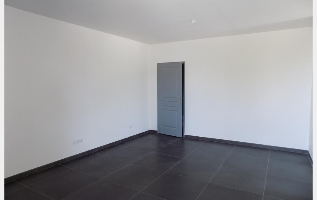 HELLO LOC : Apartment | BAGNOLS-SUR-CEZE (30200) | 39 m2 | 516 € 