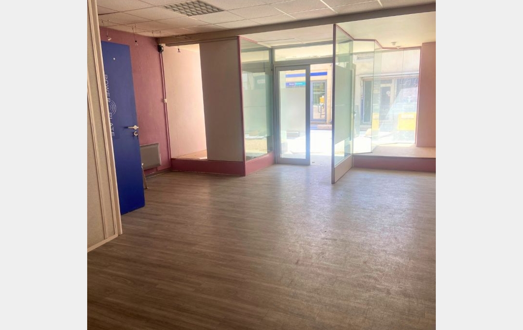 Annonces LOCATION GARD : Office | BAGNOLS-SUR-CEZE (30200) | 68 m2 | 700 &euro; 