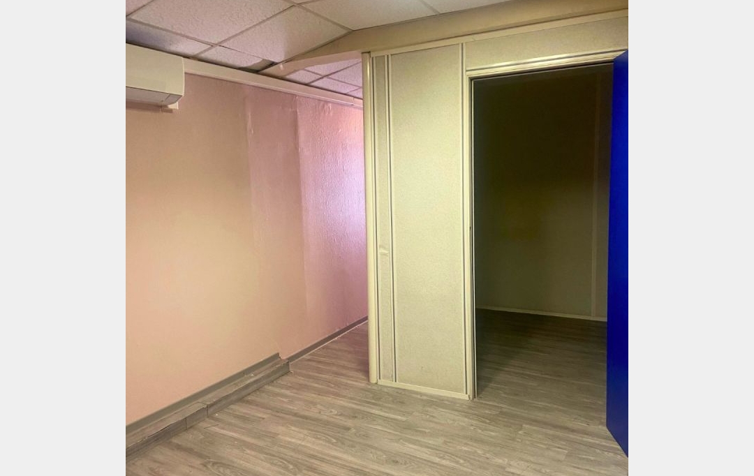 Annonces LOCATION GARD : Office | BAGNOLS-SUR-CEZE (30200) | 68 m2 | 700 &euro; 