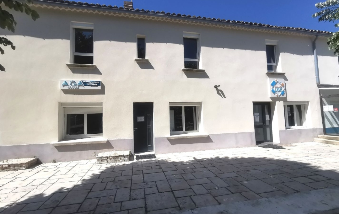 Annonces LOCATION GARD : Office | BAGNOLS-SUR-CEZE (30200) | 291 m2 | 3 800 &euro; 