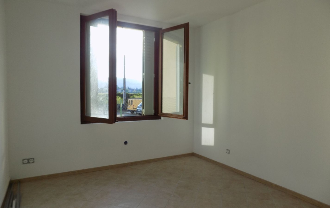 Annonces LOCATION GARD : Apartment | GOUDARGUES (30630) | 50 m2 | 549 &euro; 