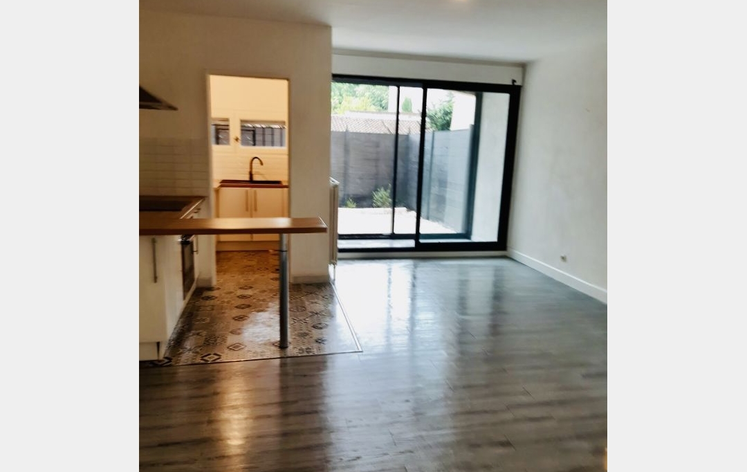 Annonces LOCATION GARD : Appartement | BAGNOLS-SUR-CEZE (30200) | 48 m2 | 96 000 &euro; 