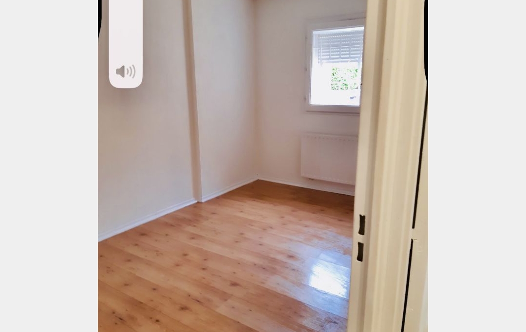 Annonces LOCATION GARD : Appartement | BAGNOLS-SUR-CEZE (30200) | 48 m2 | 96 000 &euro; 