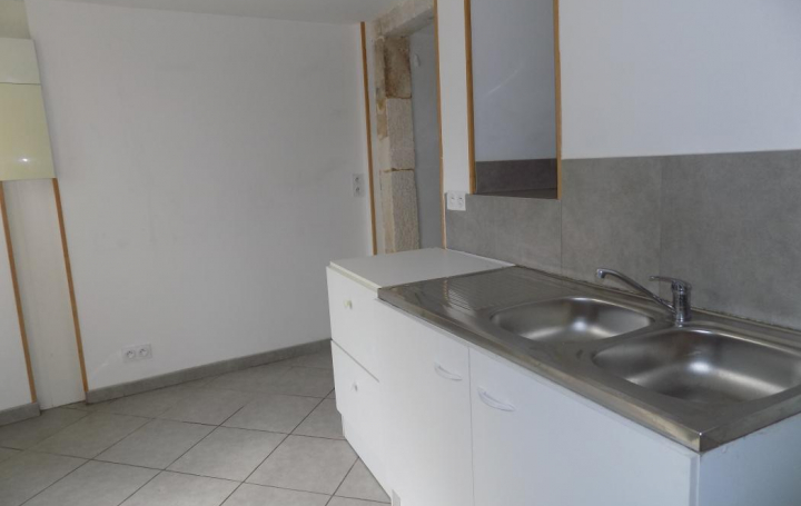 HELLO LOC : Apartment | GOUDARGUES (30630) | 35 m2 | 430 € 