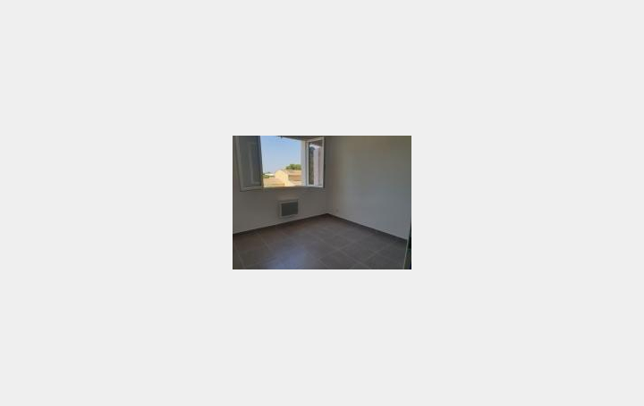 HELLO LOC : House | PONT-SAINT-ESPRIT (30130) | 83 m2 | 825 € 
